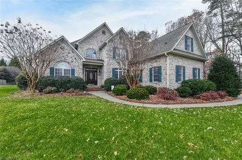 7303 Toby Ct, Summerfield, NC 27358