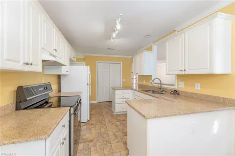 Kitchen - 2502 Willard Rd, High Point, NC 27265 photo 2 of 2