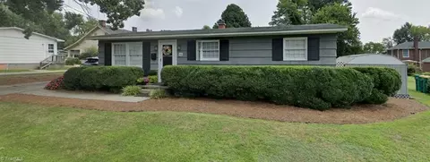 106 Wall St, Madison, NC 27025