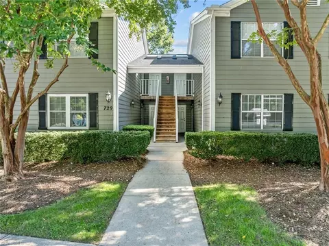 729 Shelby Dr #B, Greensboro, NC 27409