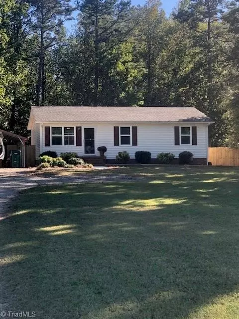 2108 Reedy Creek Rd, Lexington, NC 27295