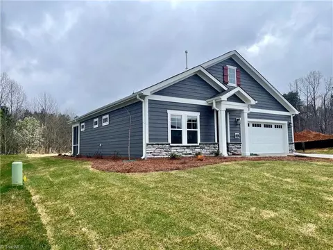 213 Mountain Maple Dr, King, NC 27021 photo 3