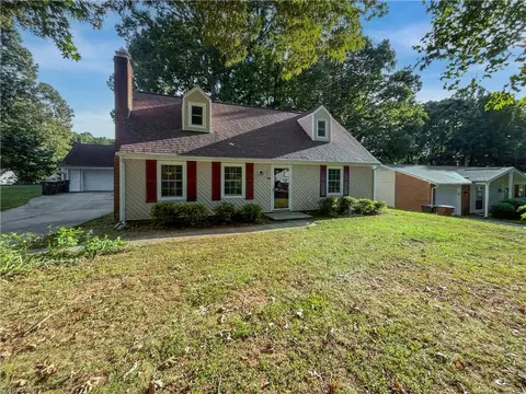 3311 Ryderwood Dr, Greensboro, NC 27407