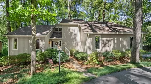 6763 Castleton Dr, Clemmons, NC 27012