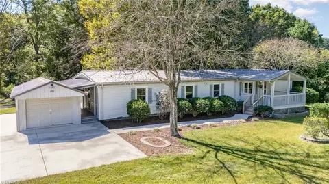 200 Odell Myers Rd, Advance, NC 27006