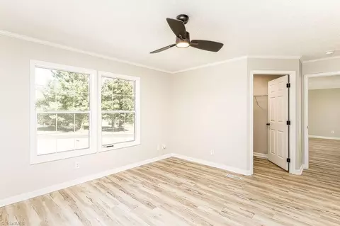 7075 Wright Rd, Thomasville, NC 27360 photo 11