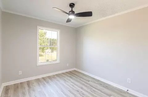 7075 Wright Rd, Thomasville, NC 27360 photo 19