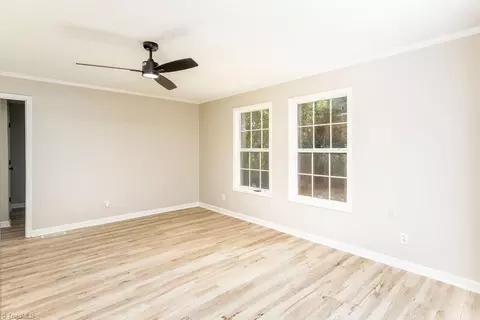 7075 Wright Rd, Thomasville, NC 27360 photo 17