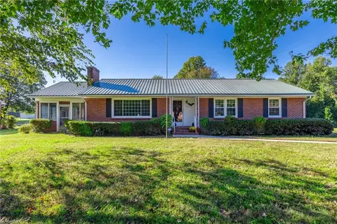 140 Fishel Rd, Winston Salem, NC 27107