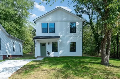 1123 8th St, Statesville, NC 28677