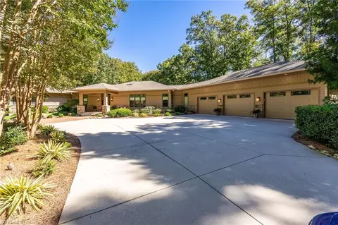 140 Newcomb Ln, Lewisville, NC 27023