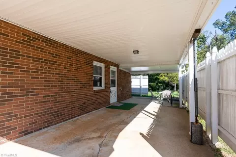 201 Crestview Dr, King, NC 27021 photo 18