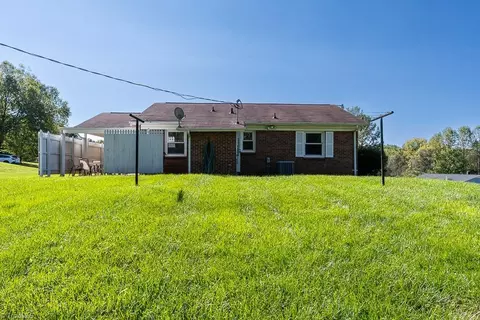 201 Crestview Dr, King, NC 27021 photo 21