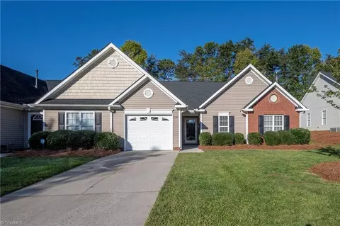 3988 Creekside Ct, Winston Salem, NC 27127