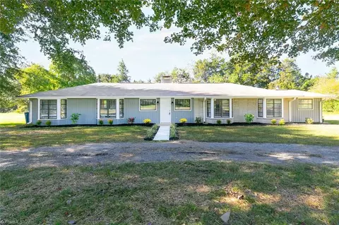 6407 Lake Brandt Rd, Summerfield, NC 27358