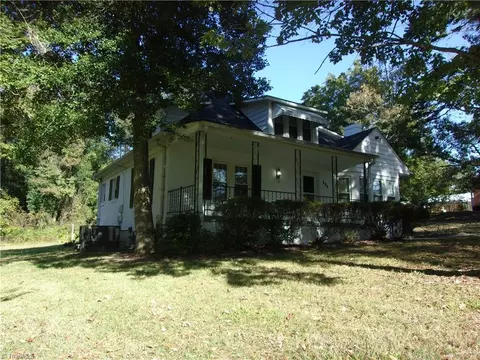 612 Trindale Rd, Trinity, NC 27370 photo 3