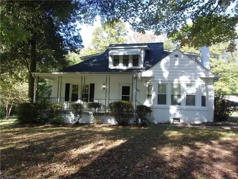 612 Trindale Rd, Trinity, NC 27370 photo 2