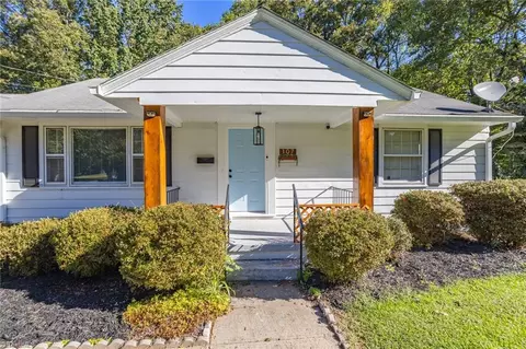 107 Crescent Rd, Winston Salem, NC 27105