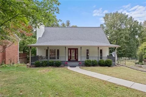 7016 Abington Ct, Kernersville, NC 27284