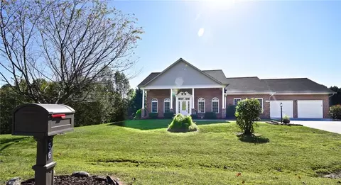 356 Hawkins Drive Ext, Moravian Falls, NC 28654