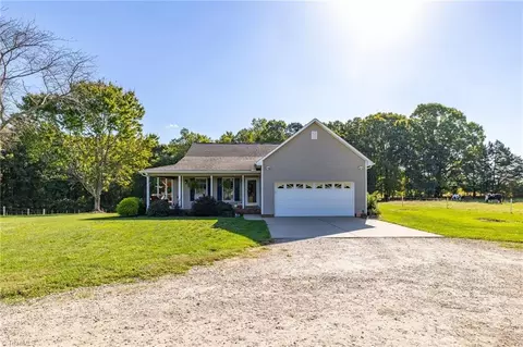 8195 Brotherstwo Rd, Colfax, NC 27235
