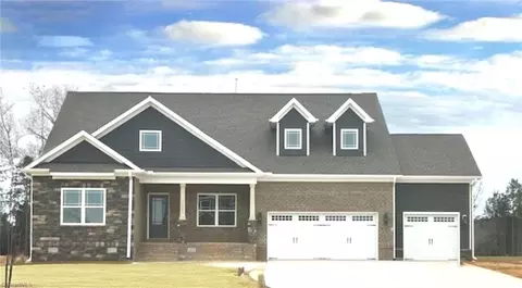 7607 Valhalla Way, Greensboro, NC 27409