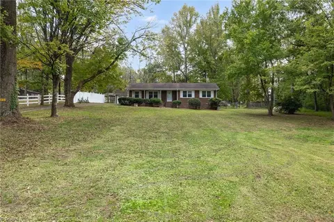 3606 Chippendale Trl, Greensboro, NC 27406