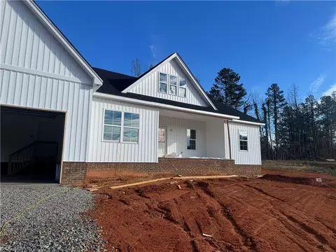 134 Whitetail Rdg, Winston Salem, NC 27107