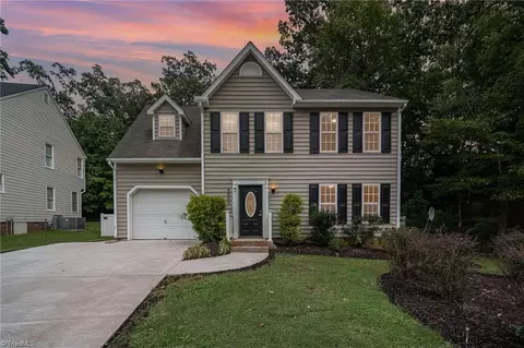 4600 Heritage Woods Dr, Greensboro, NC 27407