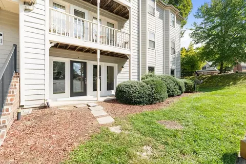 700 Glendale Dr #A, Greensboro, NC 27406