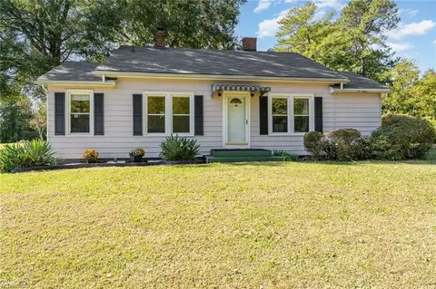 245 Boulevard Rd, Clemmons, NC 27012