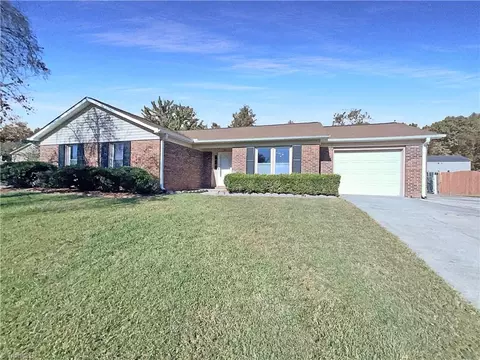 3601 Cedar Haven Ct, Winston Salem, NC 27127