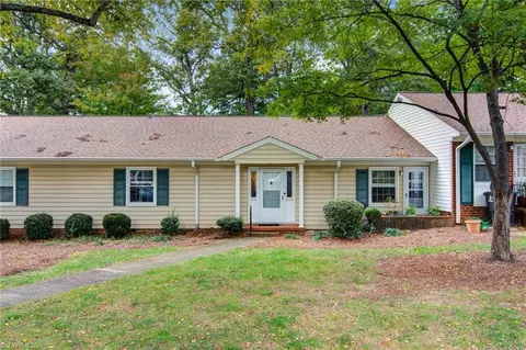 3119 Bonhurst Dr, Winston Salem, NC 27106