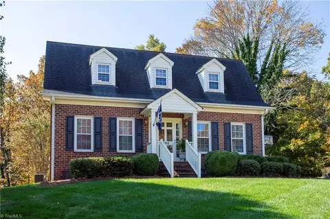 104 Highgate Ln, Lexington, NC 27292