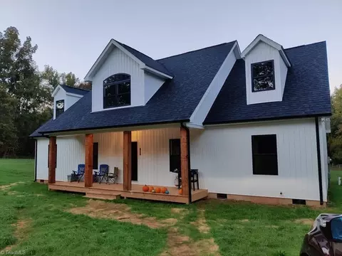 600 Ed Byerly Rd, Lexington, NC 27295