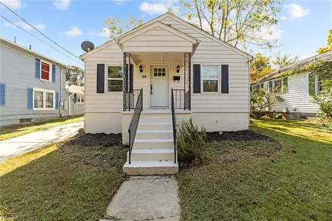 28 Sprague St W, Winston Salem, NC 27127