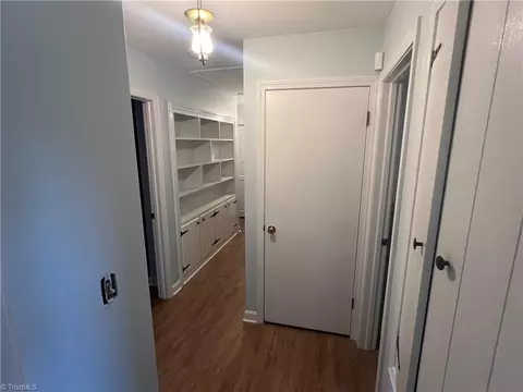 Entry Way - 208 Precinct Rd, Pilot Mountain, NC 27041 photo 1 of 3