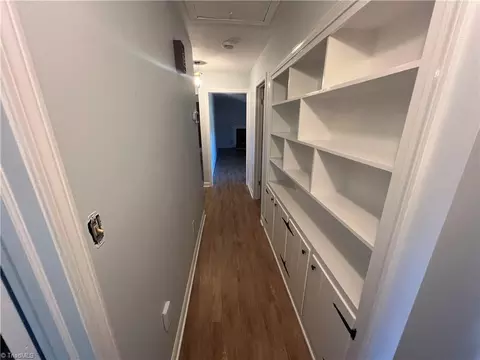 Entry Way - 208 Precinct Rd, Pilot Mountain, NC 27041 photo 3 of 3