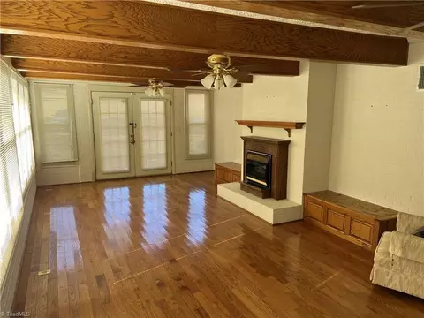 Living - 208 Precinct Rd, Pilot Mountain, NC 27041 photo 2 of 8