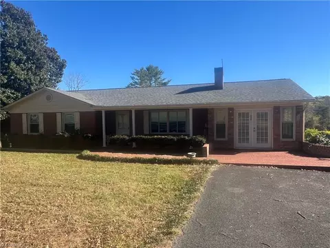 Exterior - 208 Precinct Rd, Pilot Mountain, NC 27041 photo 7 of 7