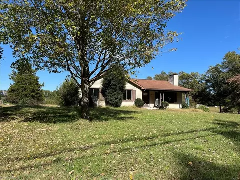 2138 Michael Rd, Lexington, NC 27295