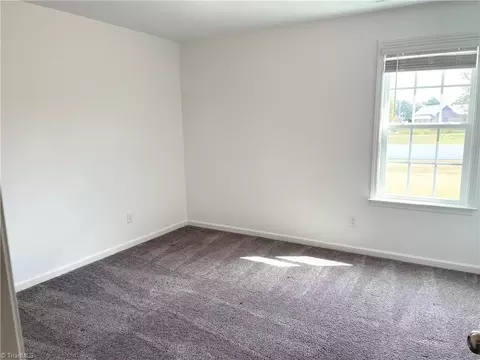 Bedroom - 117 Altavista Dr, Clemmons, NC 27012 photo 3 of 7