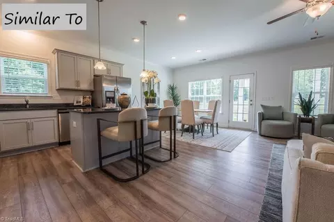 Entry Way - 117 Altavista Dr, Clemmons, NC 27012 photo 9 of 14