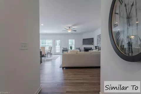 Entry Way - 117 Altavista Dr, Clemmons, NC 27012 photo 6 of 14