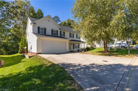 2008 Longburn Dr, Kernersville, NC 27284