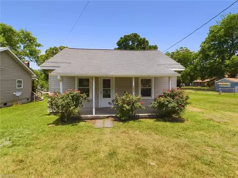 1011 Elm St, Burlington, NC 27217