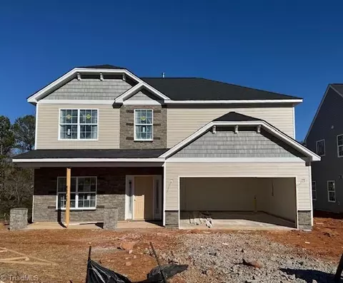 3586 River Farm Dr #333, Kernersville, NC 27284