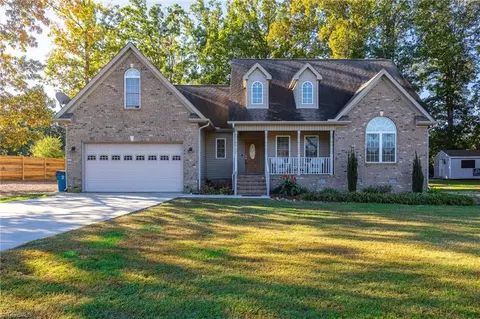 6100 Rachel Ct, Julian, NC 27283