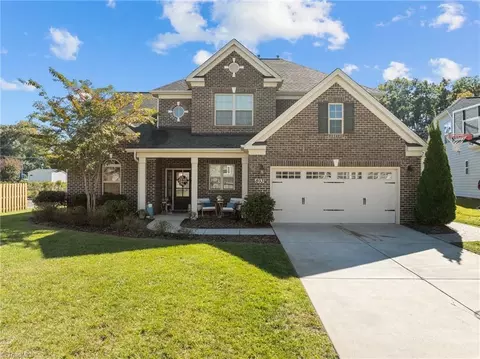 803 Sugarberry Ln, Greensboro, NC 27455