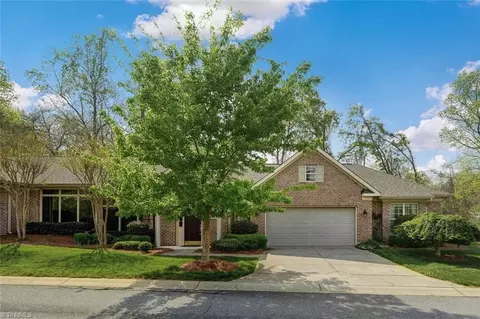 4607 Champagne Dr, Greensboro, NC 27410